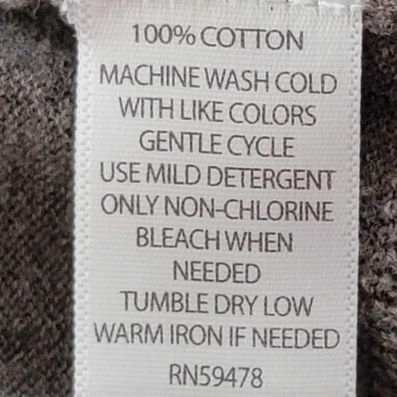 In Stitches short sleeve cardigan size medium - Picture 6 of 6